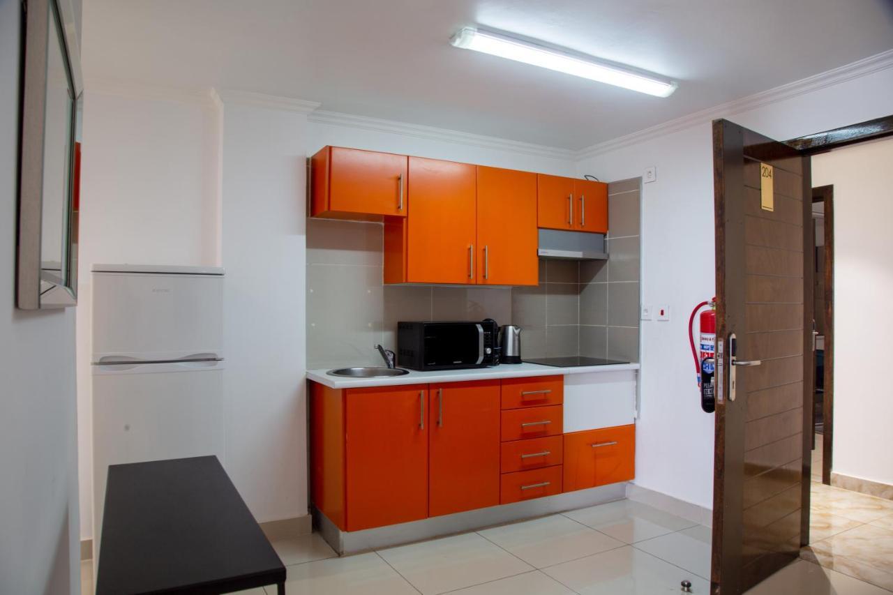 Wdc Aparthotel - Buea Esterno foto