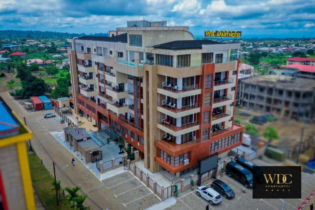 Wdc Aparthotel - Buea Esterno foto