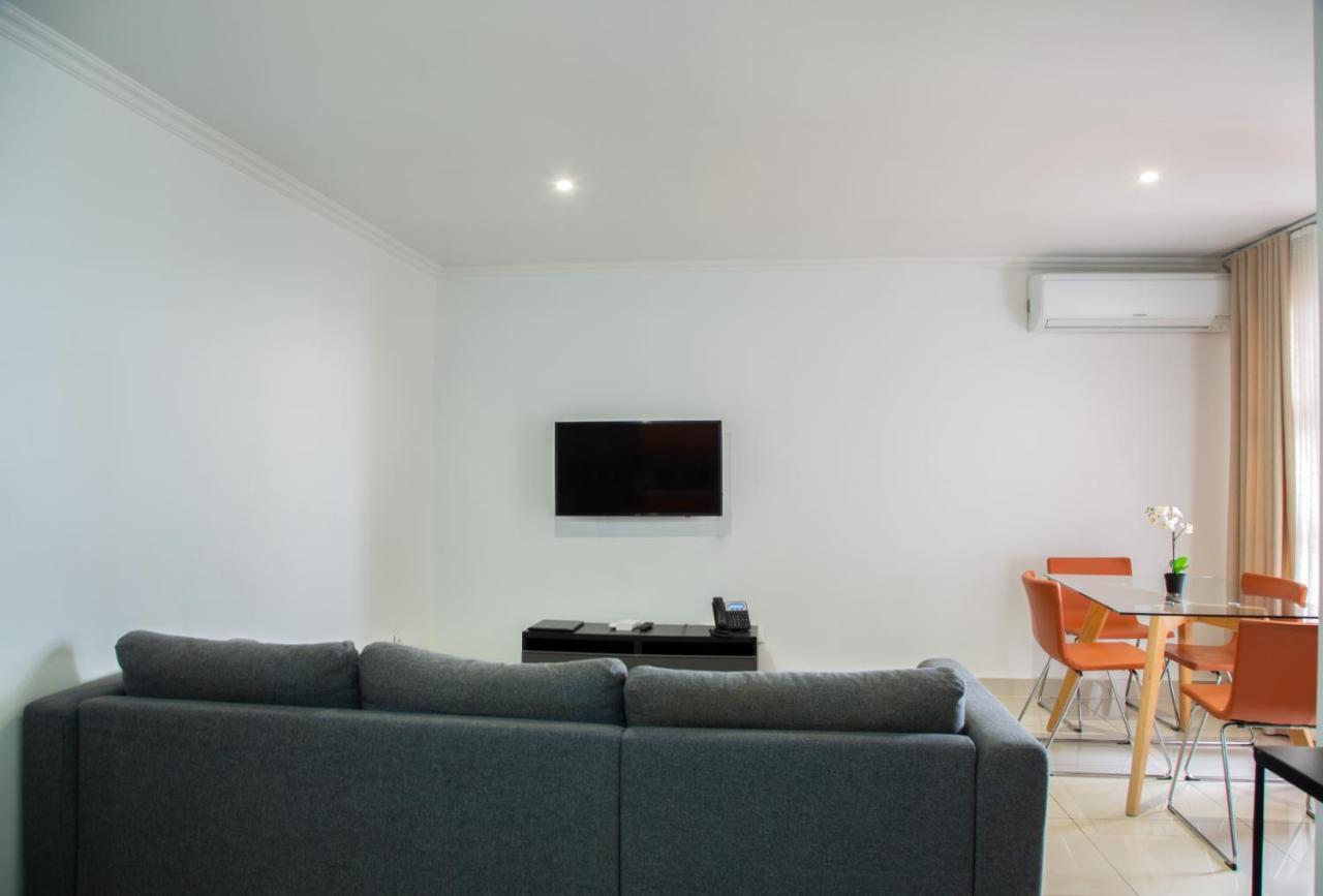 Wdc Aparthotel - Buea Esterno foto