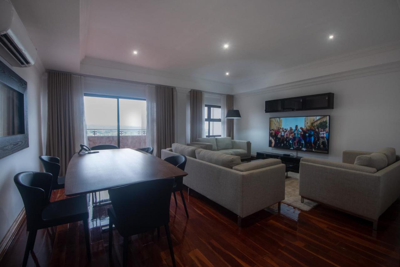 Wdc Aparthotel - Buea Esterno foto