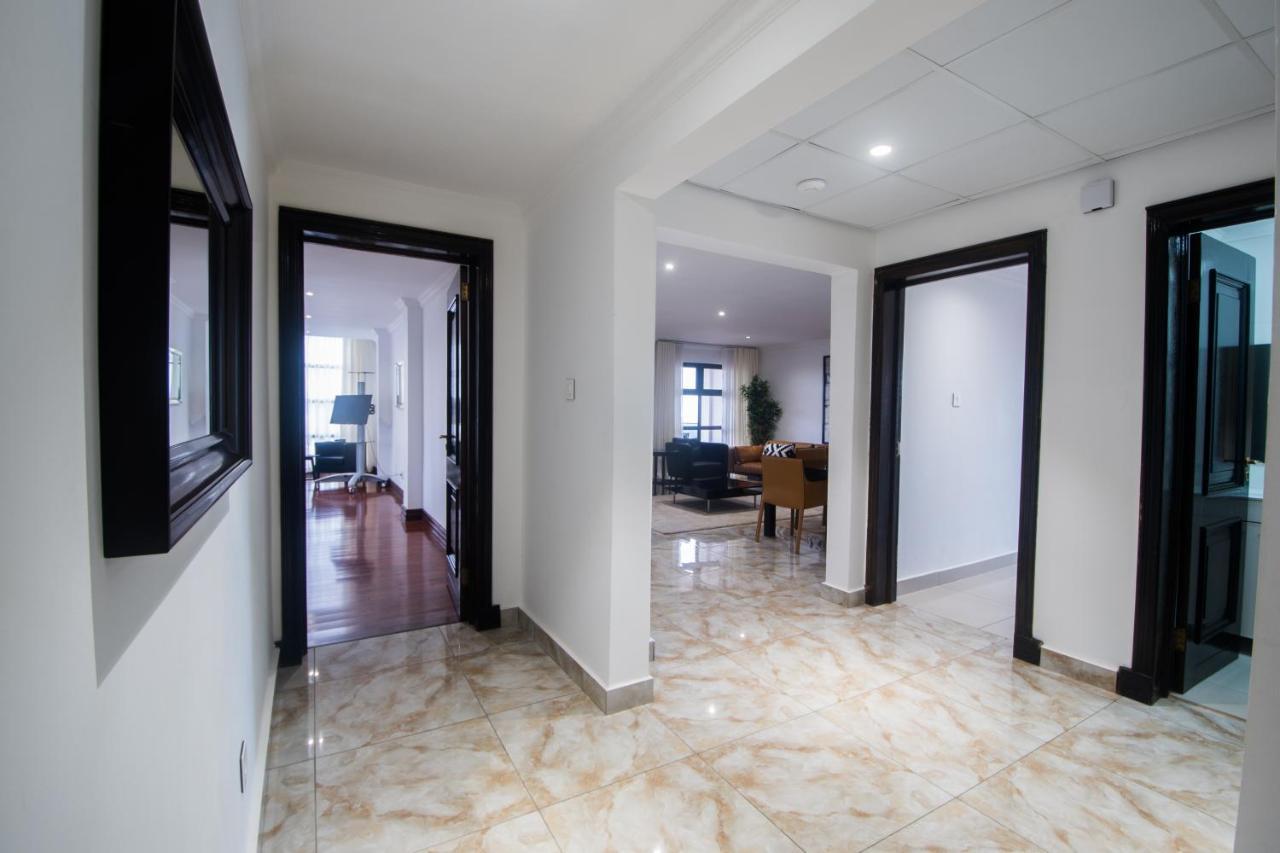 Wdc Aparthotel - Buea Esterno foto